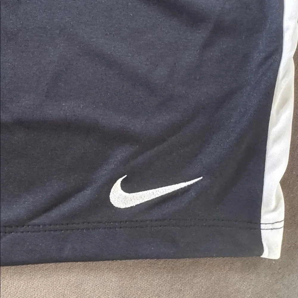 Women’s Nike Dri-Fit Sport Shorts Black Drawstring Waist 725956-010 Size L NWT